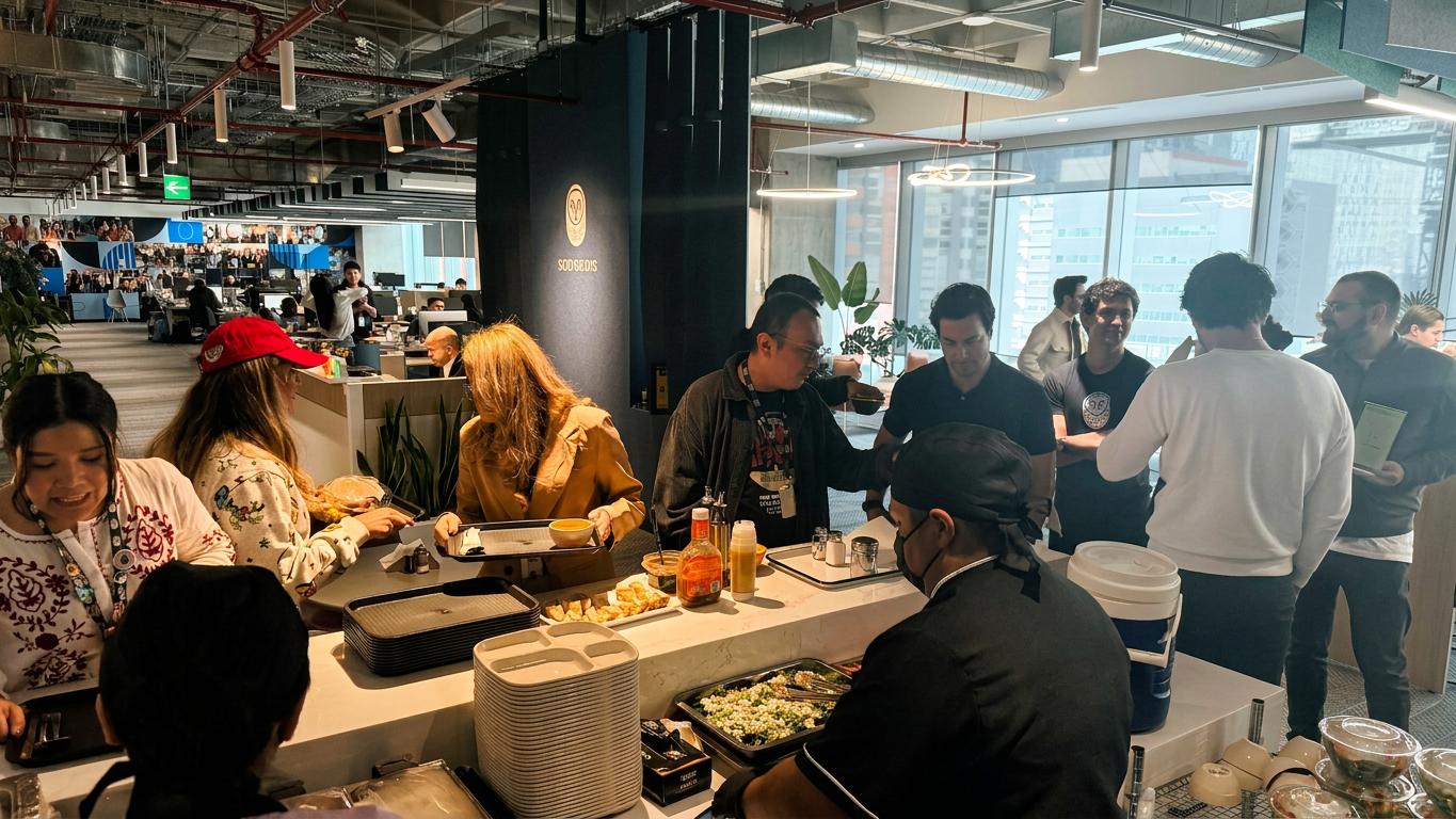Comedor para empleados — Diseñamos un servicio de comedor donde la comida real es la protagonista